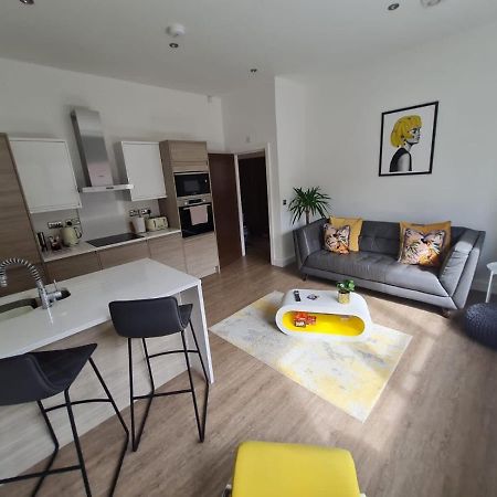 34 Cuppin Street - Luxury City Centre Apartment! Chester Esterno foto