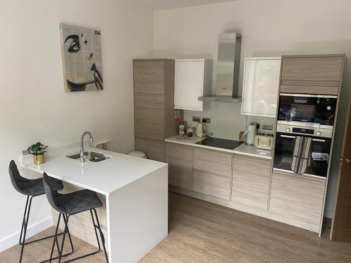 34 Cuppin Street - Luxury City Centre Apartment! Chester Esterno foto